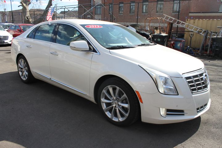 Image 10 of 2013 CADILLAC XTS