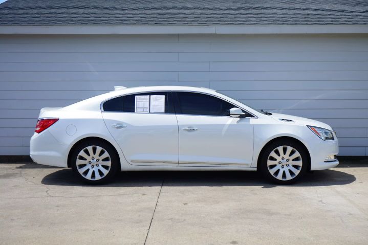 Used 2015 Buick LaCrosse Premium with VIN 1G4GE5G36FF332507 for sale in Garland, TX