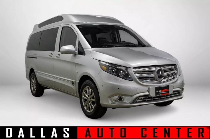 2016 Mercedes-Benz Metris Passenger Van