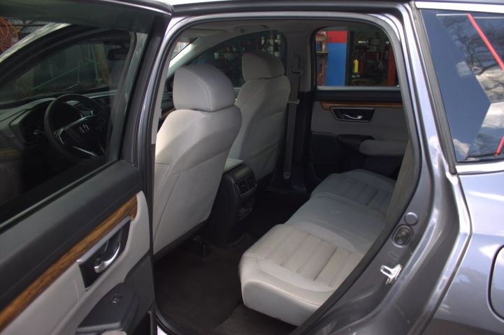 Image 10 of 2017 HONDA CR-V