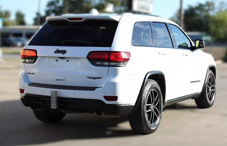 2018 Jeep Grand Cherokee Trailhawk photo 6