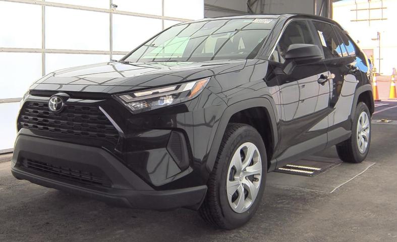 Toyota RAV4's photo