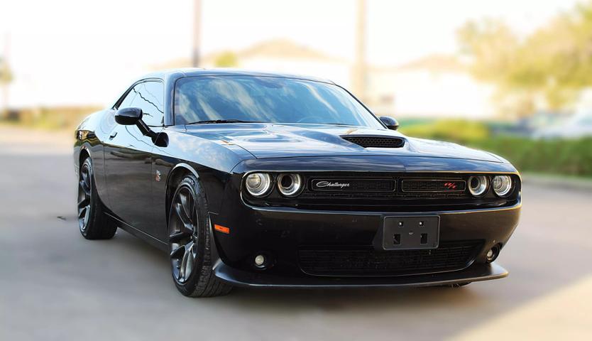 Dodge Challenger's photo