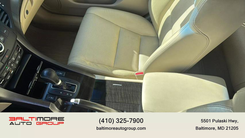 2013 Acura TSX Base photo 21