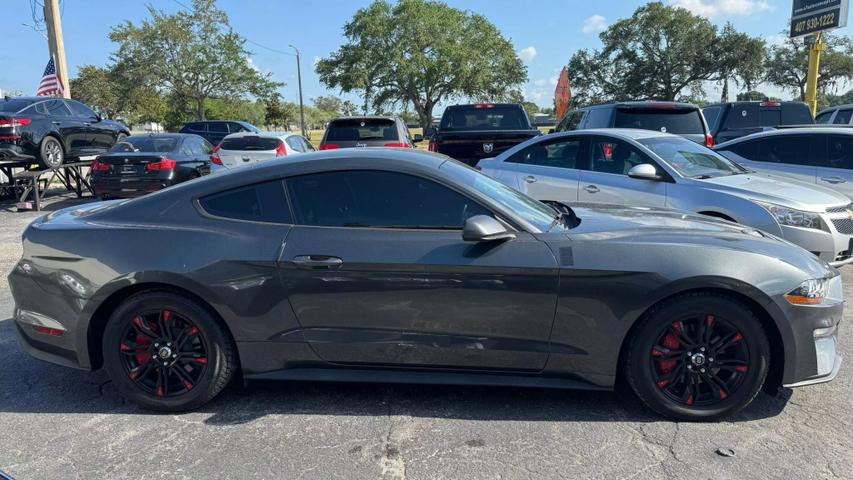 2018 Ford Mustang EcoBoost photo 9