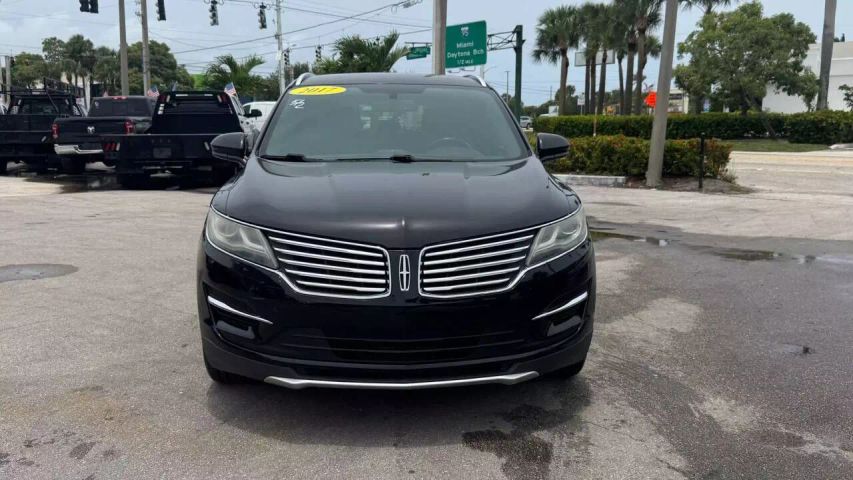 Used 2017 Lincoln MKC Premiere with VIN 5LMCJ1C94HUL03452 for sale in West Palm Beach, FL