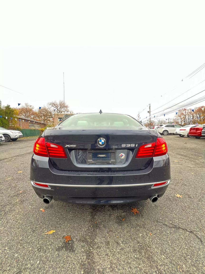 2015 BMW 5 Series 535i photo 6