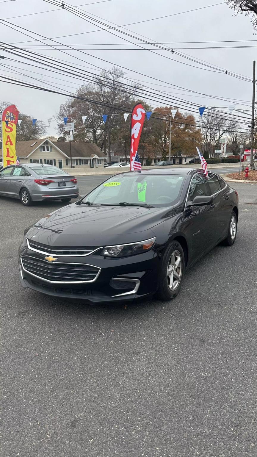 2018 Chevrolet Malibu 1LS photo 3