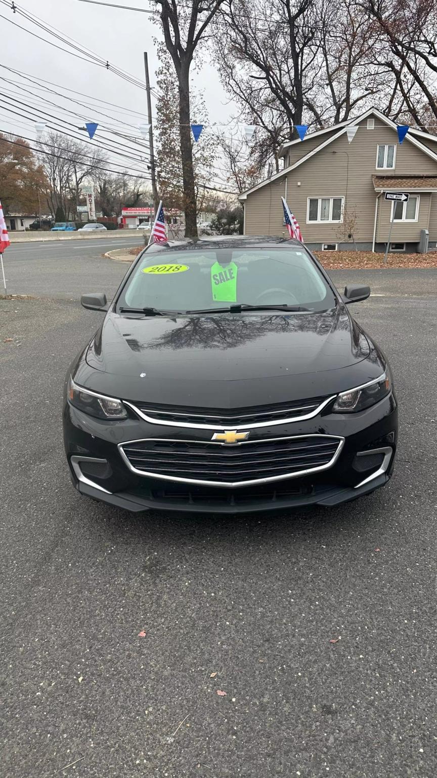 2018 Chevrolet Malibu 1LS photo 2