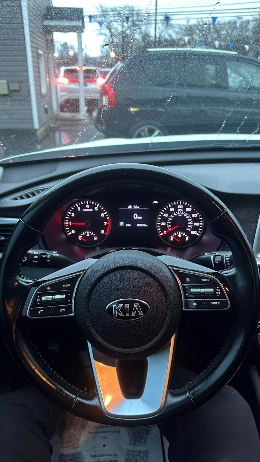 2019 Kia Optima S photo 18