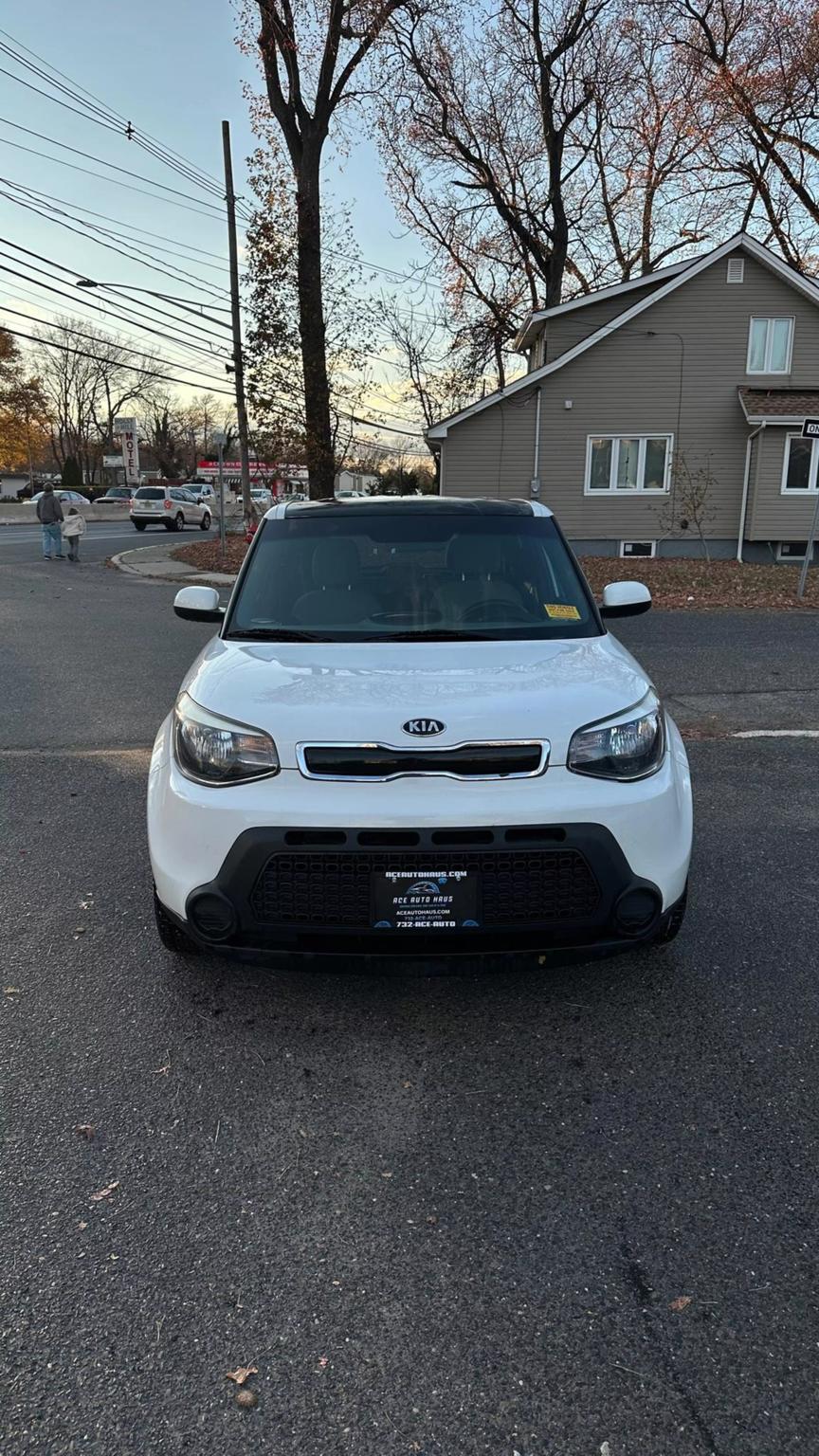 2015 Kia Soul + photo 2