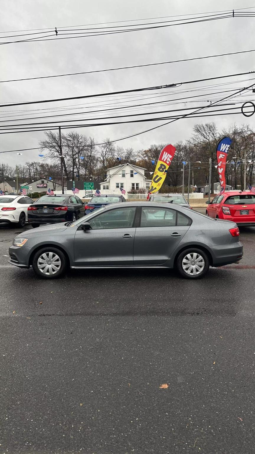 2015 Volkswagen Jetta S photo 4