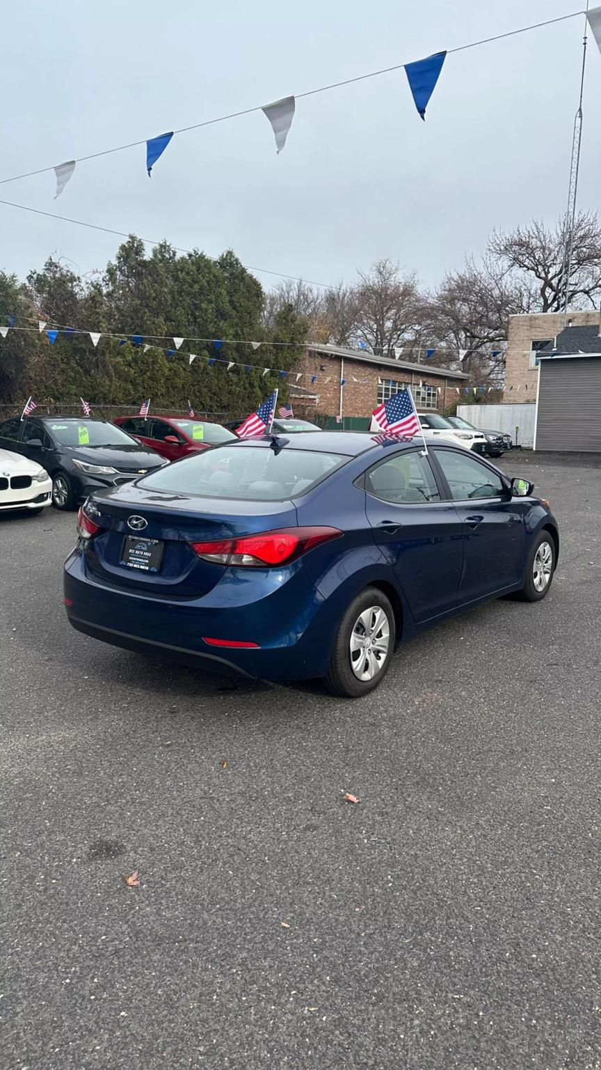 2016 Hyundai Elantra SE photo 7