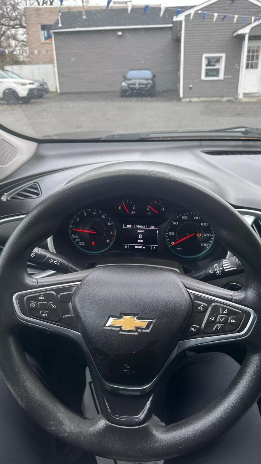 2018 Chevrolet Malibu 1LS photo 17