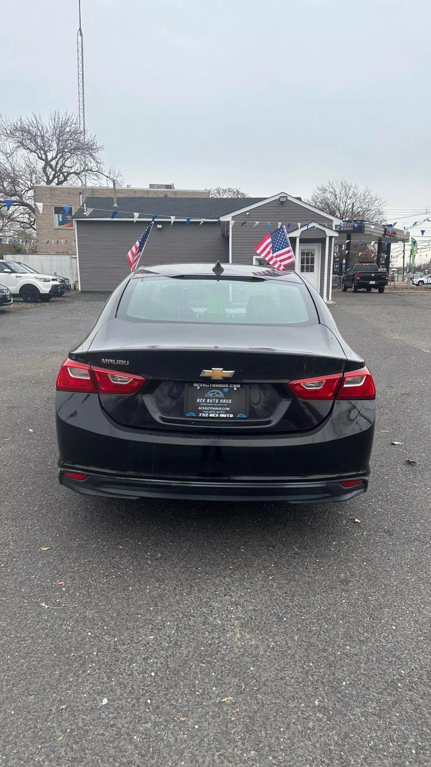 2018 Chevrolet Malibu 1LS photo 6