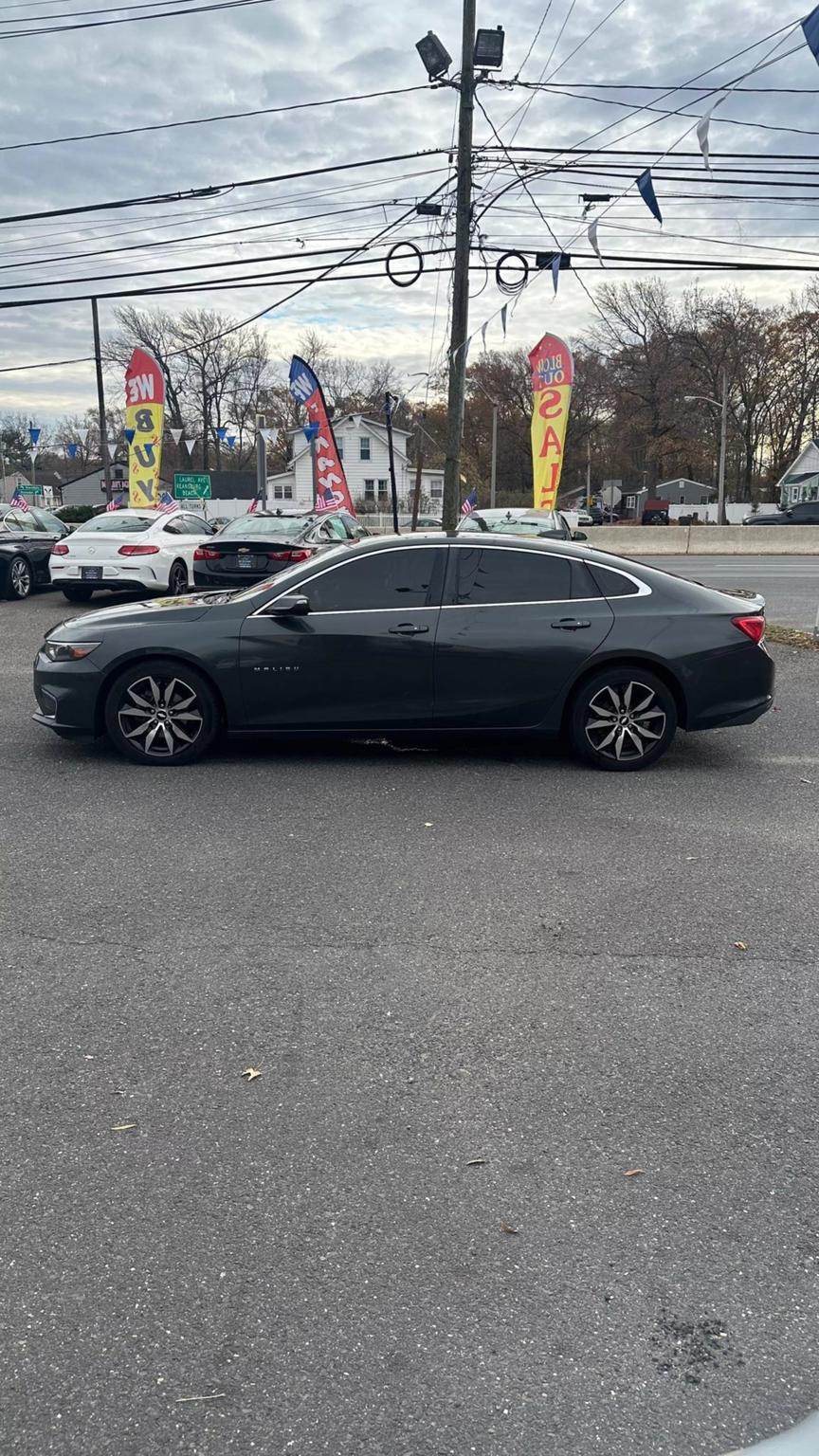 2016 Chevrolet Malibu 2LT photo 4