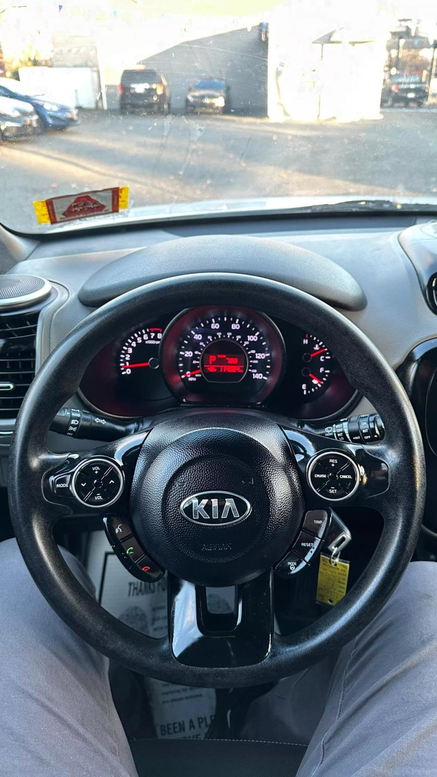 2015 Kia Soul + photo 17