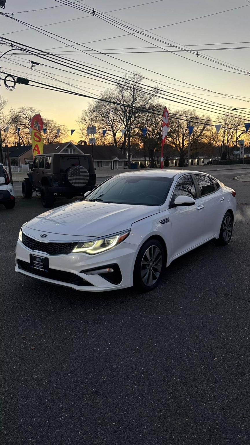 2019 Kia Optima S photo 3