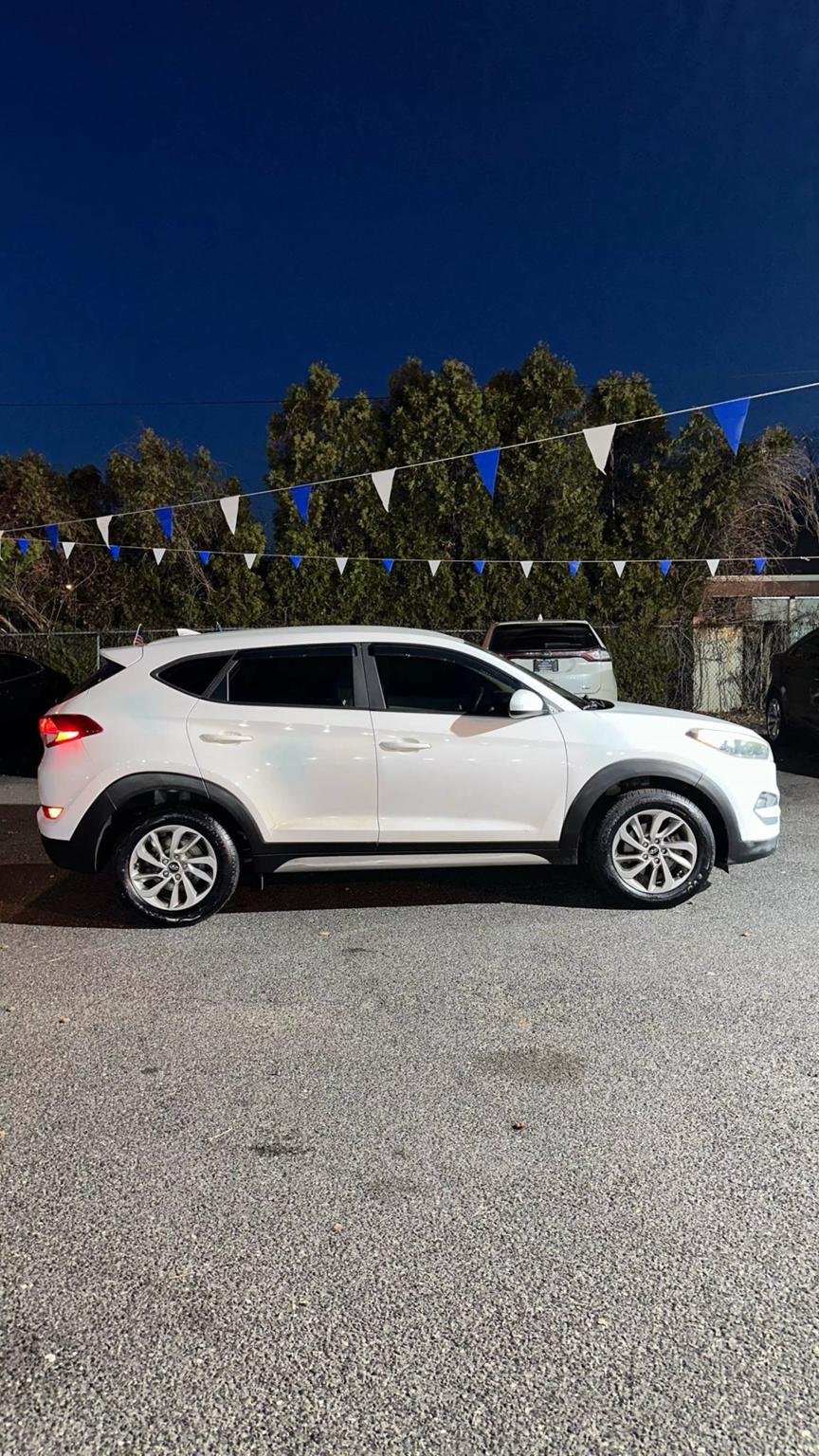 2018 Hyundai Tucson SEL photo 8