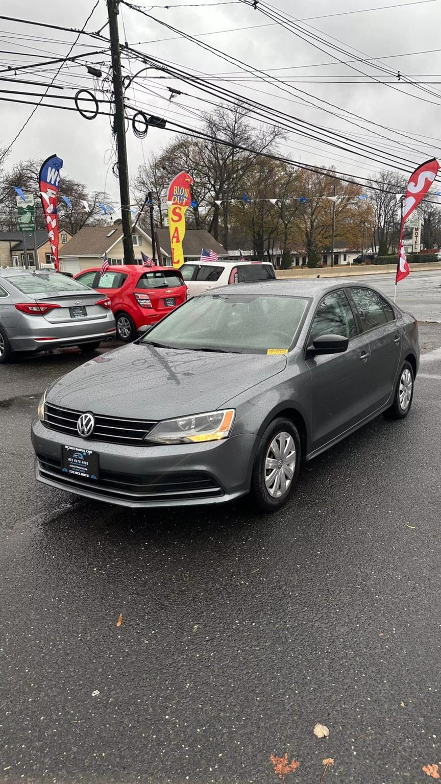 2015 Volkswagen Jetta S photo 3